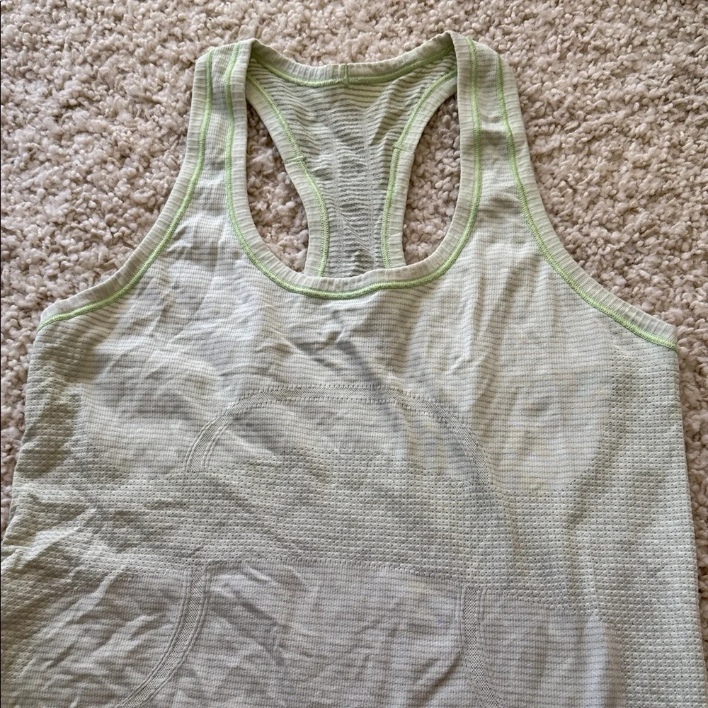 Lululemon Tank Top - Picture 2 of 5